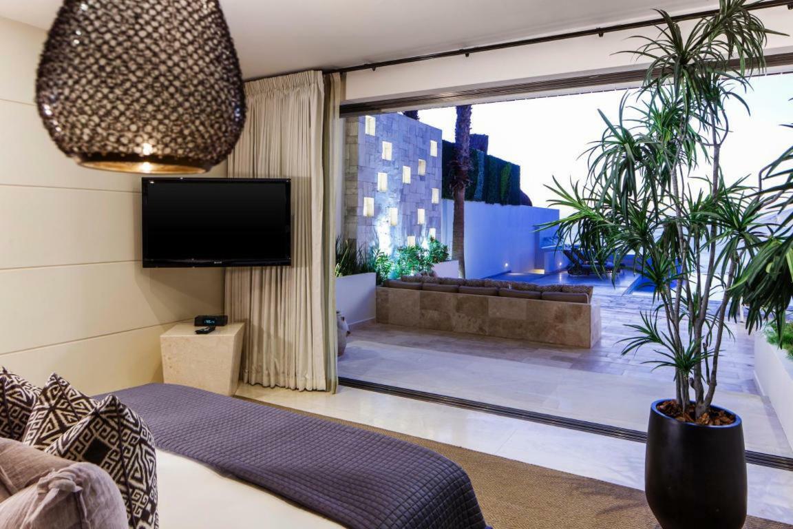 Ultra Exclusive Beachfront Villa Just Steps From The Sand With Butler Included San José del Cabo Exterior foto